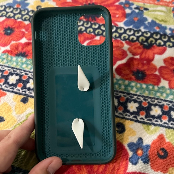 Loopy case for iPhone 11/XR - Picture 3 of 3